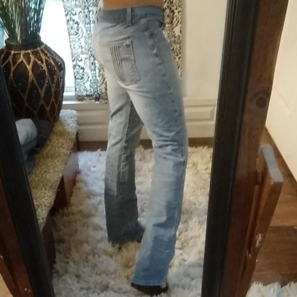 Jeans - Picture 3 of 3